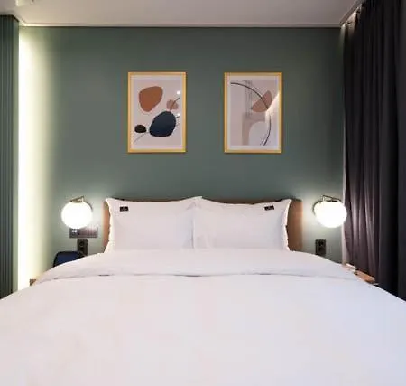 Browndot Hwagok Hotel
